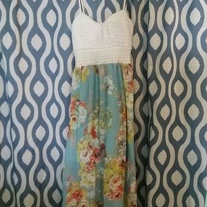 Almost Famous Floral Maxi Dress